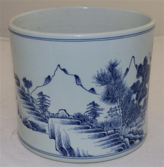 A Chinese blue and white brush pot, possibly 18th century, height 16.5cm, diameter 19.5cm